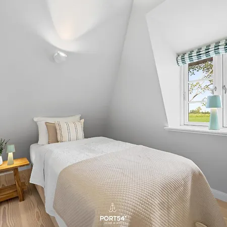 Reetcottage 24 *